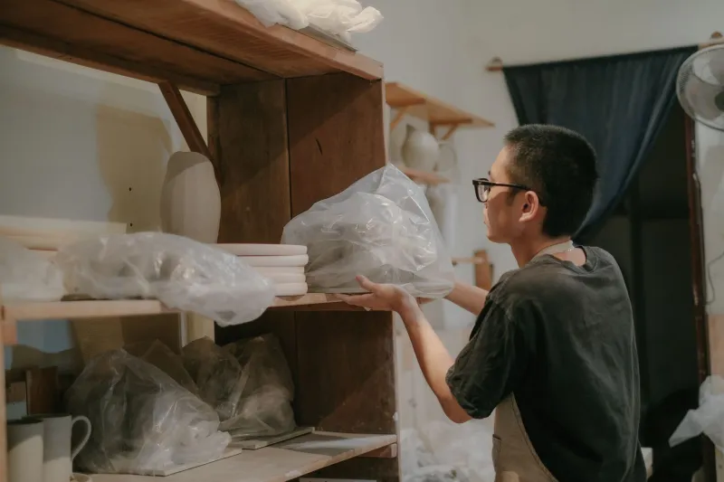 Small on Purpose: The Makers Who Walked Away From the Big Deal and Never Looked Back